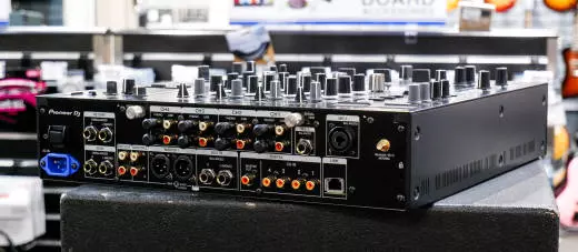 Pioneer DJ - DJM-A9 2